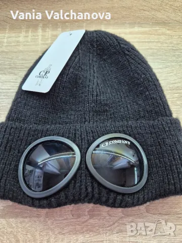 Черна шапка C.P.COMPANY, снимка 3 - Шапки - 49695321