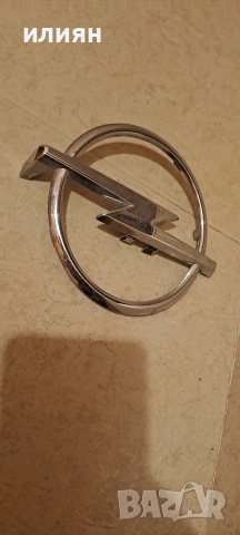 емблема за Opel Insignia 551004542, снимка 3 - Части - 52578487