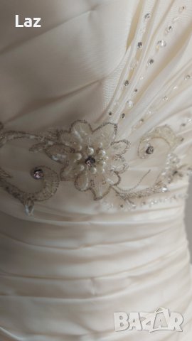 бюджетна сватбена булчинска рокля с обем, снимка 4 - Сватбени рокли - 42101888