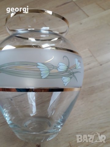 Стъклена ваза със златен кант , снимка 3 - Декорация за дома - 34434842