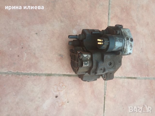 Бош Горивна помпа рено Меган седан/1.9