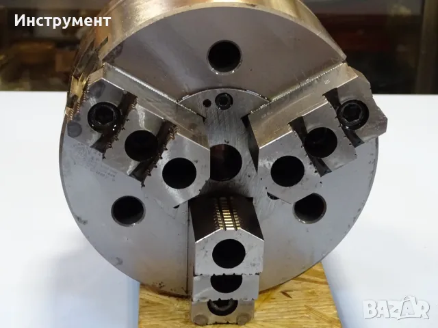 Клинозатегателен патронник Ф 200mm Bison 3-jaw power chuck+фланец, снимка 2 - Резервни части за машини - 49929288