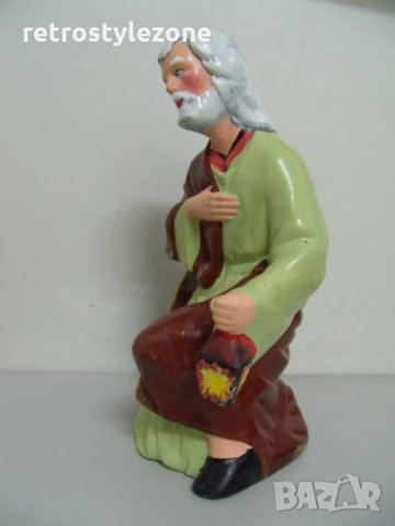 № 5939 стара керамична фигура   - размери - височина 23 см , основа 10,5 / 9,5 см , снимка 3 - Други ценни предмети - 35691838