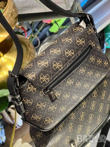 чанти guess, снимка 10 - Чанти - 51456178