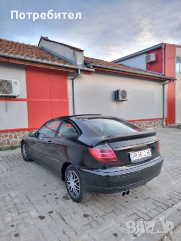 Mercedes-benz C200 Kompresor, снимка 9 - Автомобили и джипове - 53539727