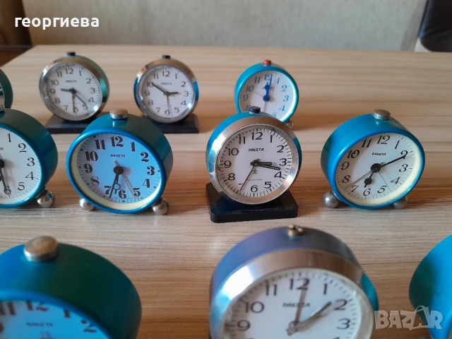 мини будилник Ракета, снимка 4 - Антикварни и старинни предмети - 50743479