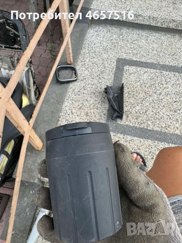 Кръгал пепелник за кола само за 50лв., снимка 2 - Аксесоари и консумативи - 52509147