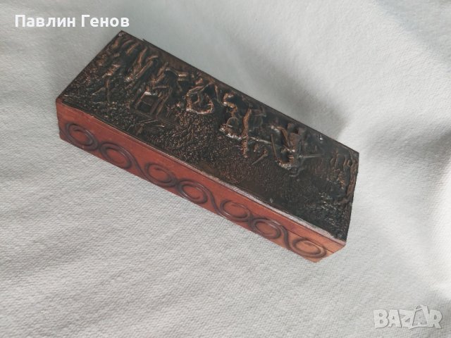 Стара дървена кутия с меден обков и дърворезба, снимка 9 - Антикварни и старинни предмети - 42178762