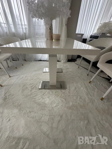 Бяла разтегателна маса гланц , айко, снимка 5 - Маси - 53470053