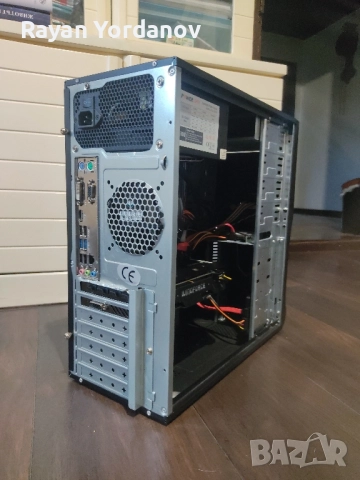 Геймърски Компютър , снимка 2 - Геймърски - 52408818