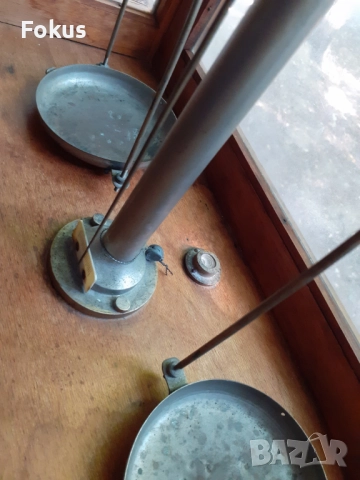 Стара българска лабораторна, лекарска, аптекарска везна, снимка 5 - Антикварни и старинни предмети - 51497913