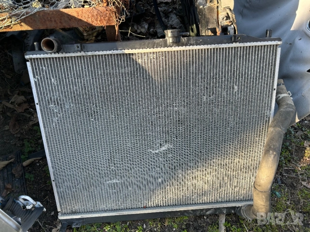 воден радиатор Mitsubishi Pajero 3.2 did 2003г. ръчна  кутия, снимка 2 - Части - 53786081