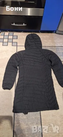 Продавам юношеско олекотено яке за момиче Columbia