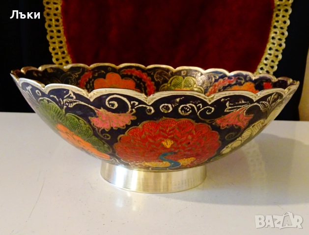 Бронзова фруктиера,салатиера,пауни,цветен емайл. , снимка 3 - Антикварни и старинни предмети - 52818359