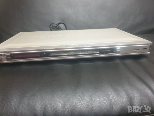 Двд / DVD Crown DVD-3500SBC В много добро състояние. Работи без проблем. Няма дистанционно. 