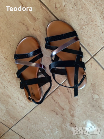Сандали с каишки