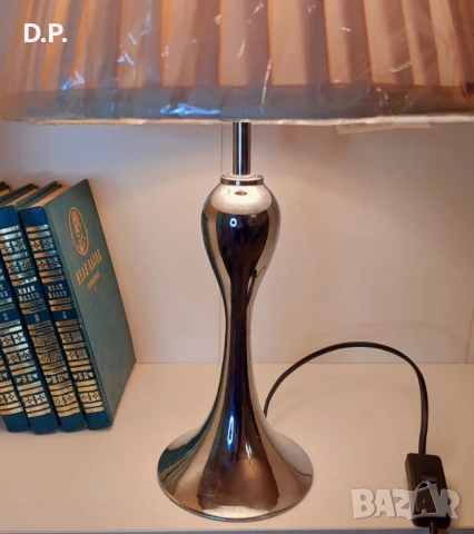 Нощни лампи, снимка 4 - Настолни лампи - 50767305