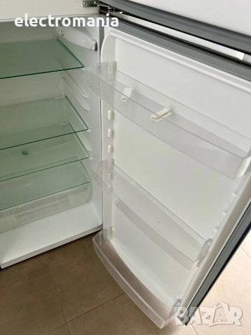 хладилник с отделна камера Zanussi ZRT23100XA , снимка 6 - Хладилници - 53183614