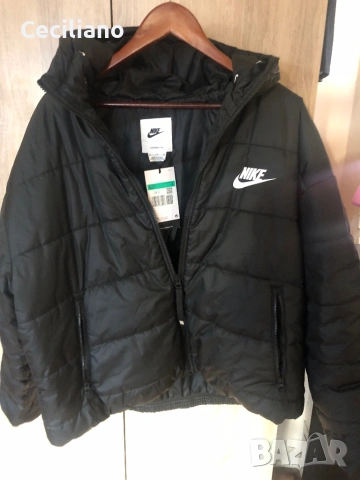 Оригинално дамско яке Nike Therma-Fit -XL-оверсайз(уголемено)