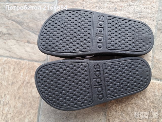 Чехли adidas, снимка 4 - Детски сандали и чехли - 44429170