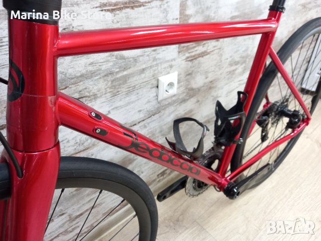 Стоманен шосеен велосипед Dedacciai Strada Disc SRAM AXS , снимка 11 - Велосипеди - 39608582