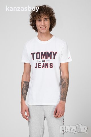 Tommy Hilfiger - страхотна мъжка тениска , снимка 1 - Тениски - 41511417