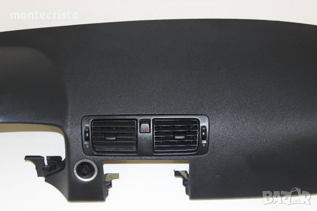 Арматурно табло Volvo V50 (2003-2012г.) Волво V50, снимка 3 - Части - 40588333