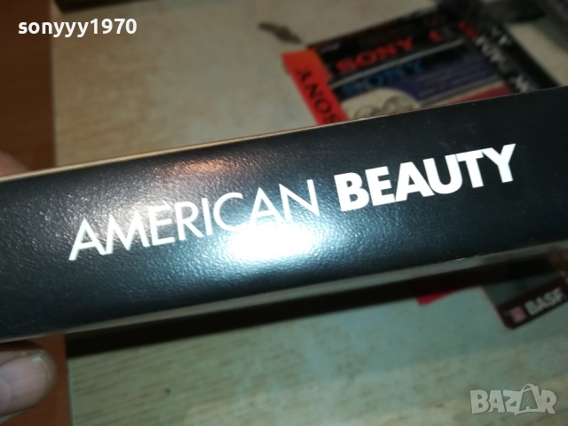 AMERICAN BEAUTY-ORIGINAL VHS VIDEO TAPE 2408251307, снимка 9 - Други жанрове - 51472116