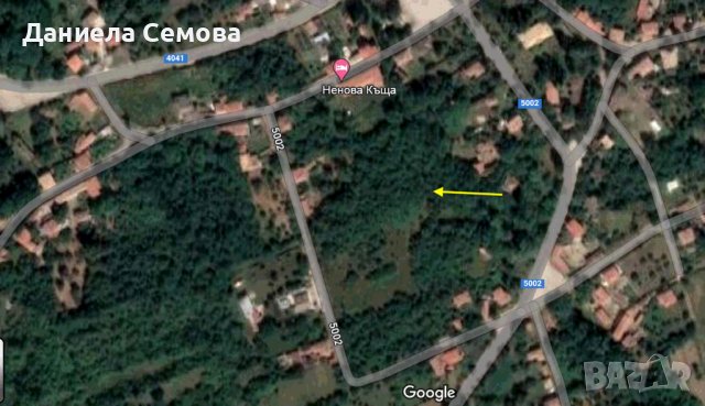 Продавам дворно място