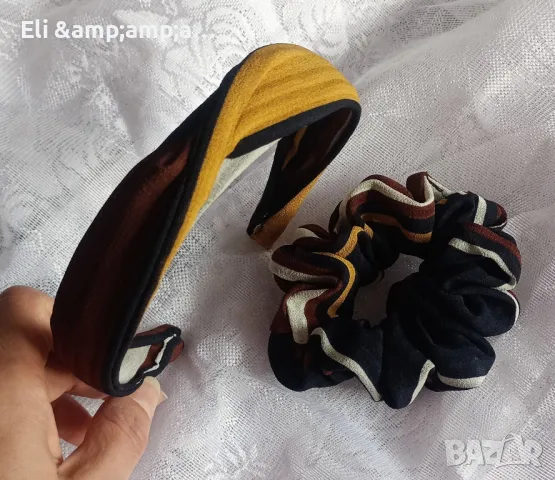 Диадема райе горчица, тъмно синьо и бяло със скрънчи