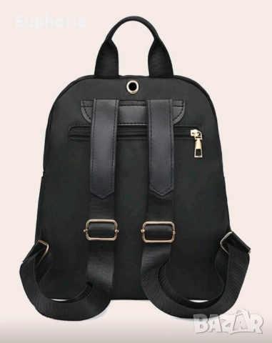 Дамска раница, снимка 2 - Раници - 52186965