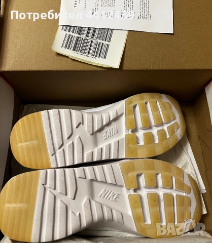 Нови маратонки Nike air max , снимка 3 - Маратонки - 52596763