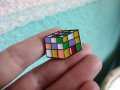 Пинче Рубик Кубче Брошка Значка Аксесоар Бужута , снимка 2