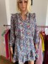 Красива рокля на цветя , снимка 4
