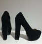 Дамски велурени обувки на ток, снимка 1 - Дамски обувки на ток - 38721429