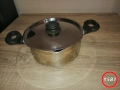 Продавам 2.6 литра маркова тенджера с капак, неръждъвейка, индукция, снимка 1