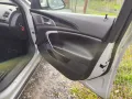Opel Insignia A 2.0 160 aвтомат 4х4 , снимка 11
