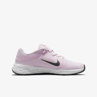 Дамски маратонки Nike Revolution 6, снимка 3 - Маратонки - 44412835