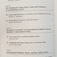Противоречия в теорията за международните отношения. Реализъм и неолибералното предизвикателство, снимка 3 - Специализирана литература - 44210294