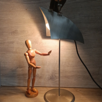 Метална лампа стил стиймпънк, снимка 1 - Настолни лампи - 44650532