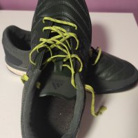 Футболни маратонки Adidas, снимка 1 - Спортни обувки - 40418377
