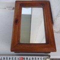 Кутия дървена с огледало, снимка 7 - Други ценни предмети - 34520048