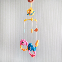 656 Музикална въртележка за бебешко креватче Жирафчета дрънкалки за бебе, снимка 6 - Музикални играчки - 36192467