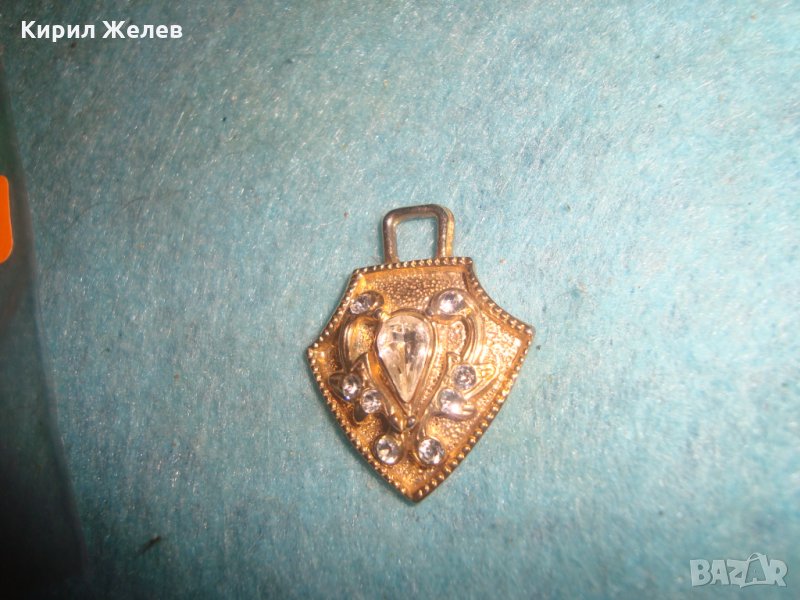 ПОЗЛАТЕН СТАР БРОНЗОВ АРТ ПЕНДАНТ ОРНАМЕНТИРАН с ВГРАДЕНИ ЦИРКОНИ РЕТРО ХЕРАЛДИЧЕН МЕДАЛЬОН 26656, снимка 1