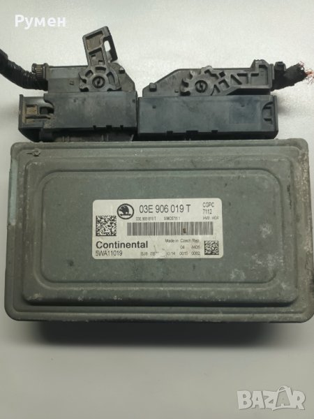 ECU ENGINE CONTROLLER SKODA BOSCH , снимка 1