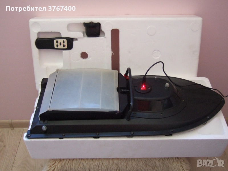 Лодка за захранка JABO 2, снимка 1