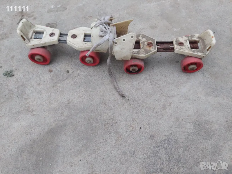 Стари кънки от предишни времена , снимка 1