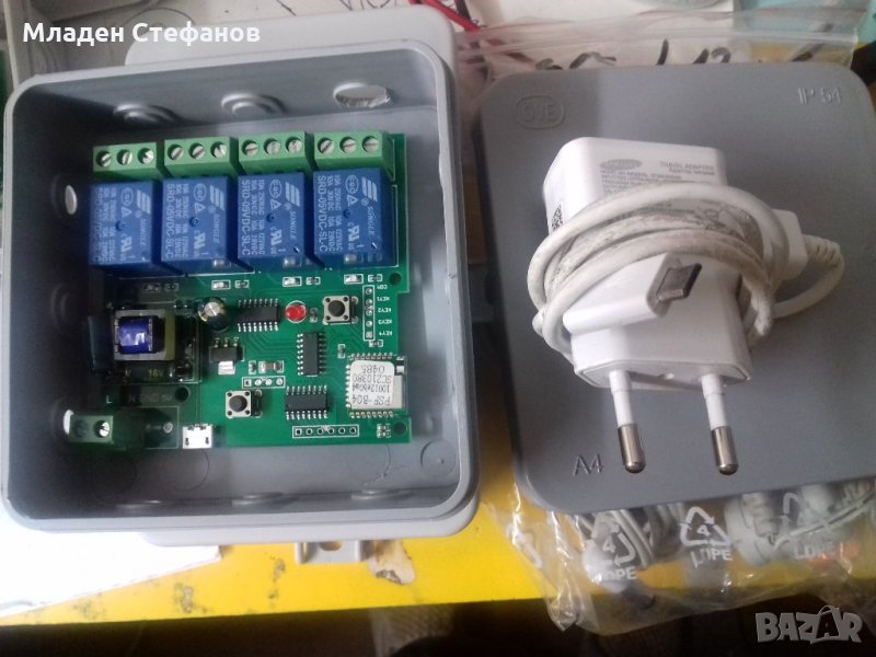 4 канален WIFI модул за управление на 4 броя електрически врати, щори и други със смартфон, снимка 1