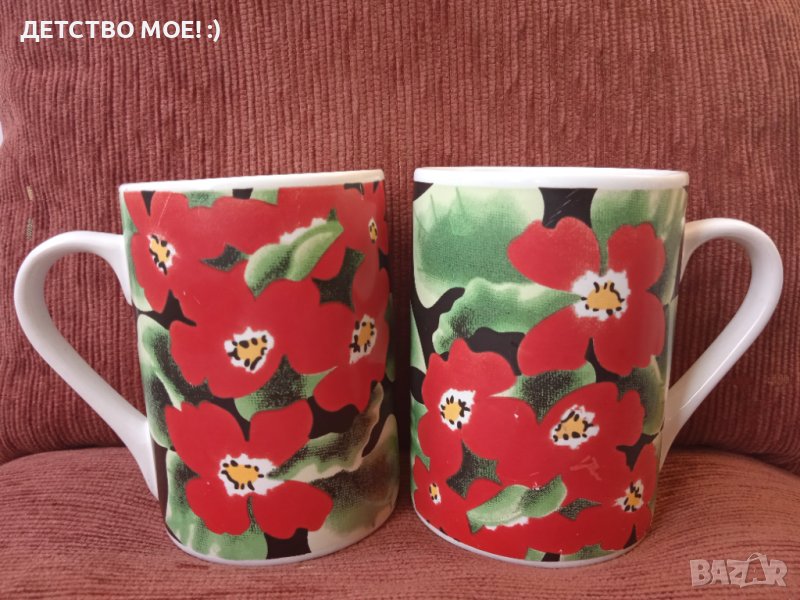 Комплект от две порцеланови чаши на цветя, снимка 1