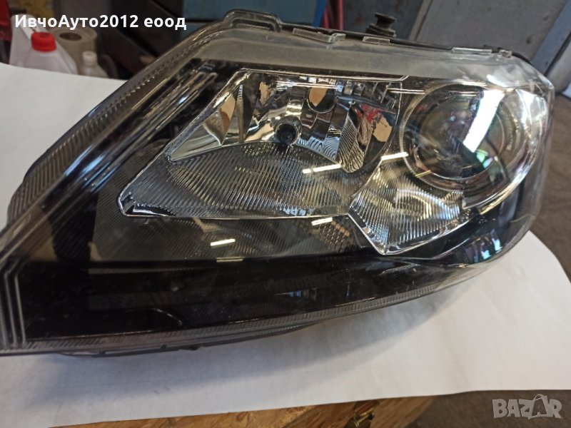 Фар ляв оригинален skoda rapid 12-17г ксенон, снимка 1